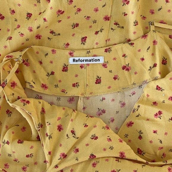 Reformation Crimini, Gwen Yellow Floral Print, Midi Slip Dress (8) Leg Slit - Picture 7 of 14